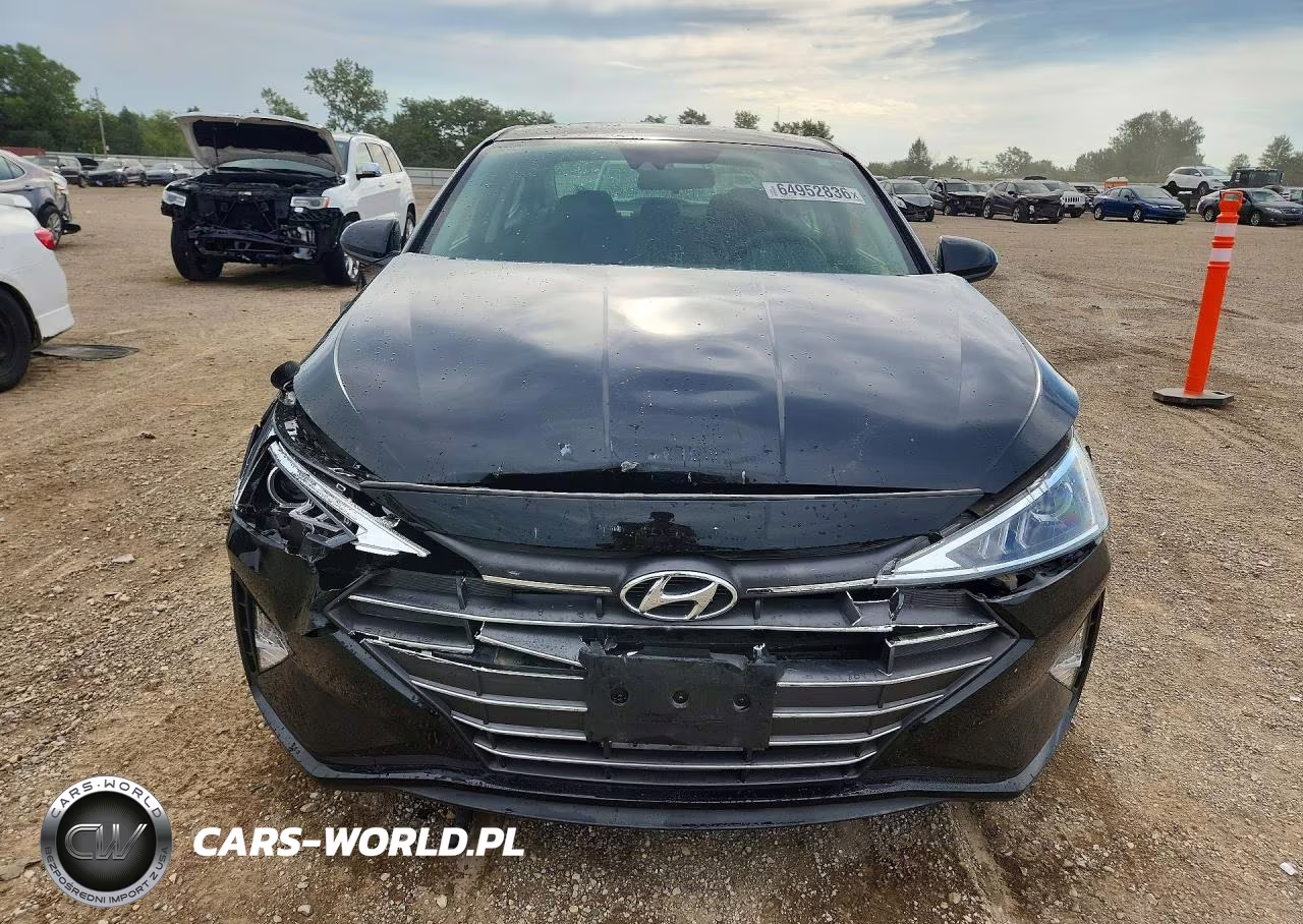 2019 Hyundai Elantra Sel VIN:5NPD84LF8KH423416 - 5