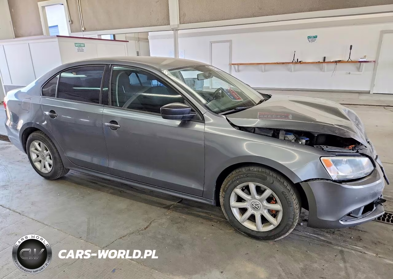 2011 Volkswagen Jetta Base VIN:3VW2K7AJ8BM400565 - 4