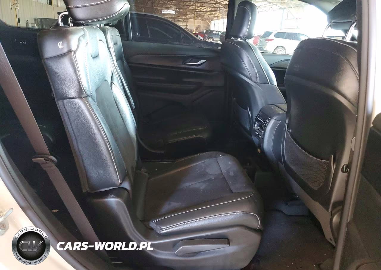 2024 Jeep Grand Cherokee L Laredo VIN:1C4RJKAG1R8503286 - 11