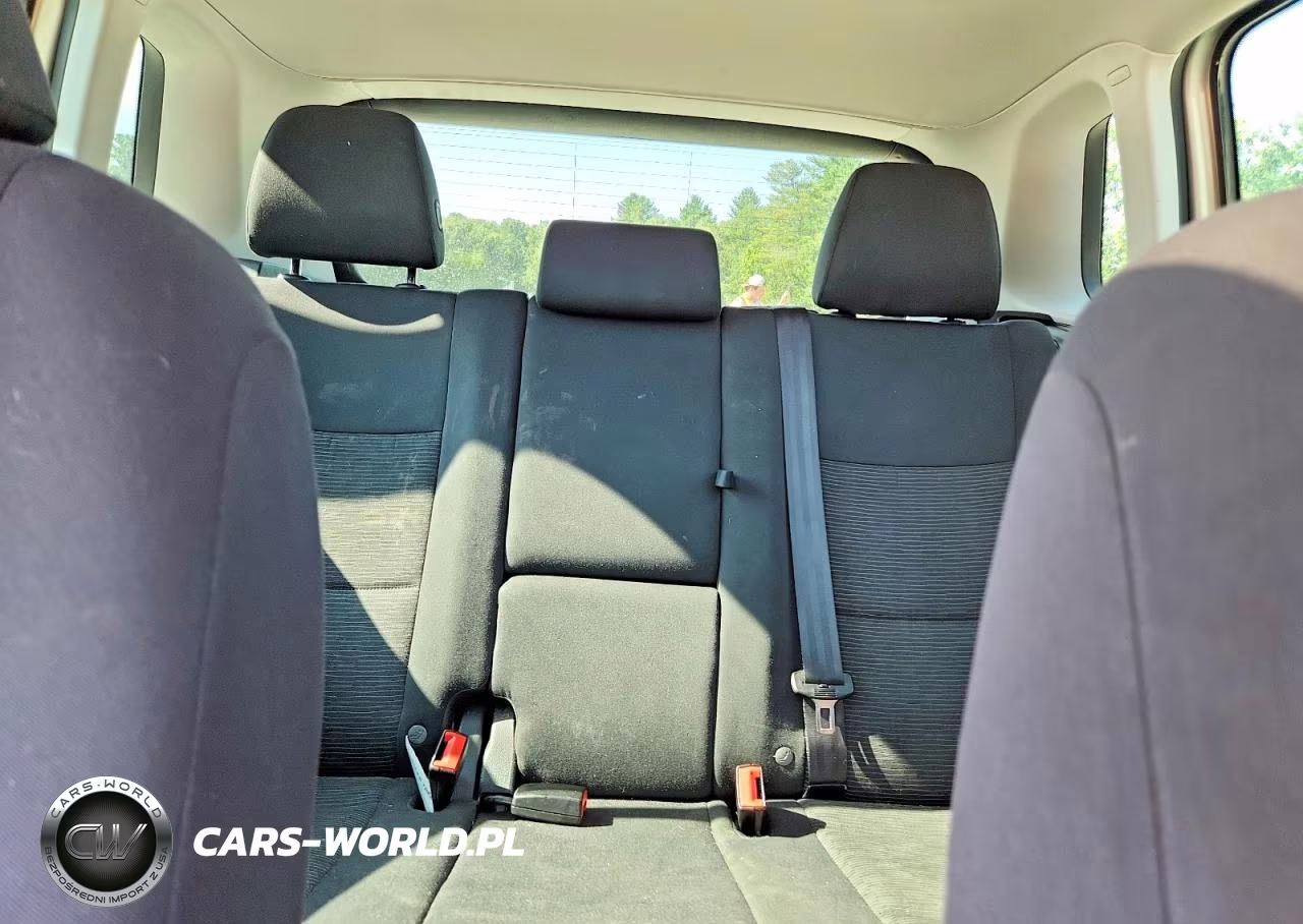 2013 Volkswagen Tiguan S VIN:WVGBV7AX8DW526454 - 10