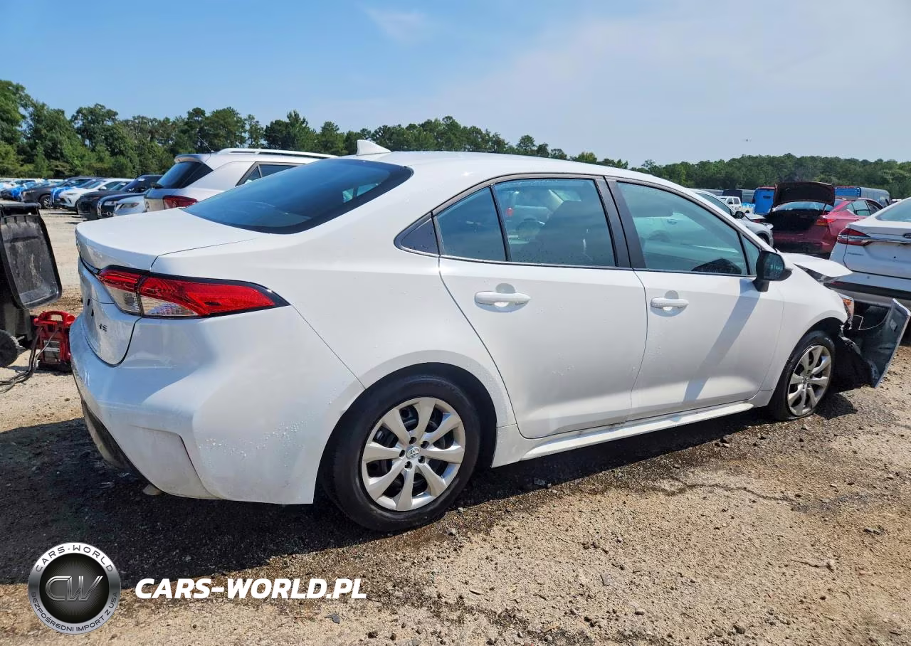 2026 Toyota Corolla Le VIN:5YFB4MDEXTP415847 - 3