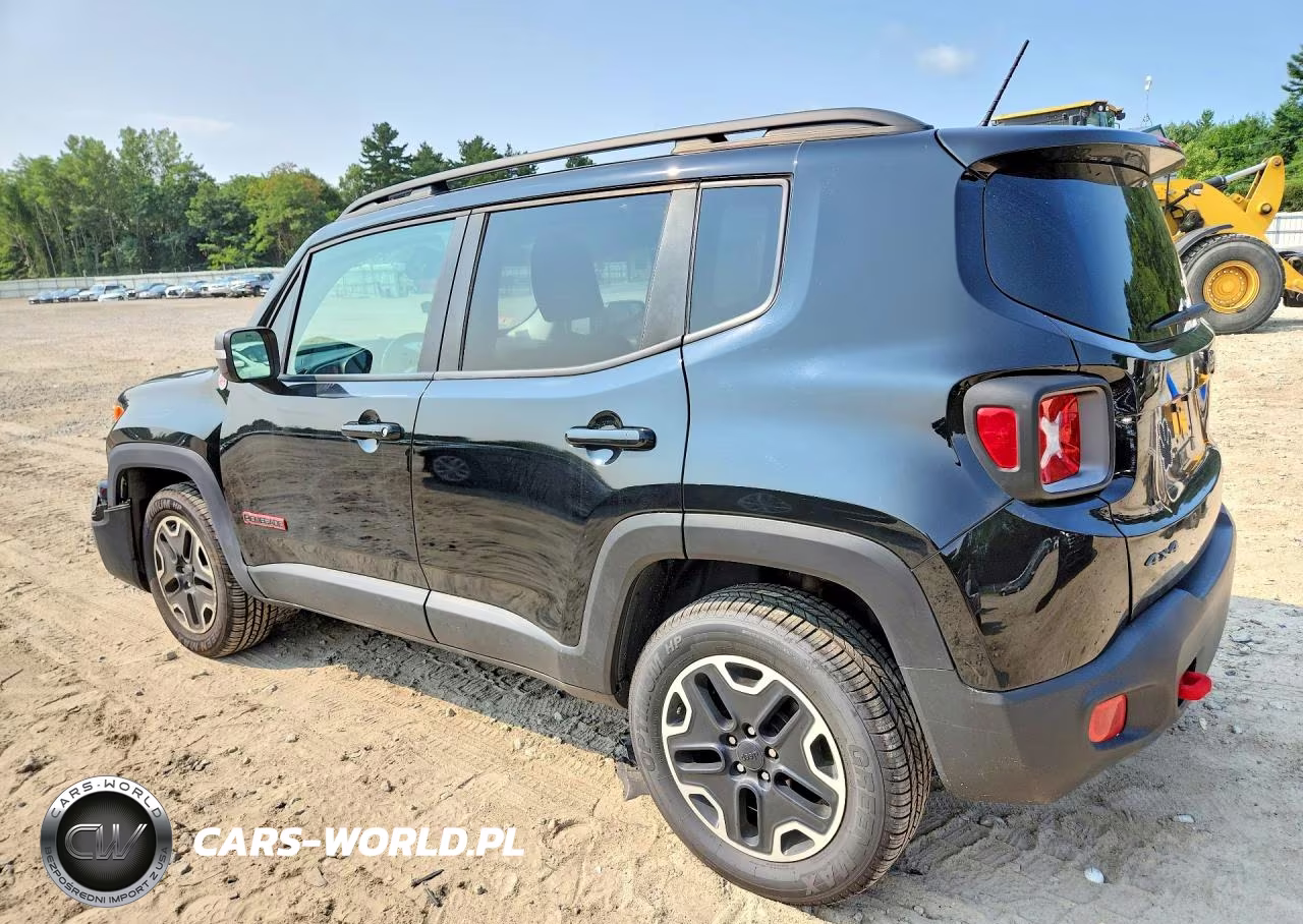 2016 Jeep Renegade Trailhawk VIN:ZACCJBCT2GPD02745 - 2