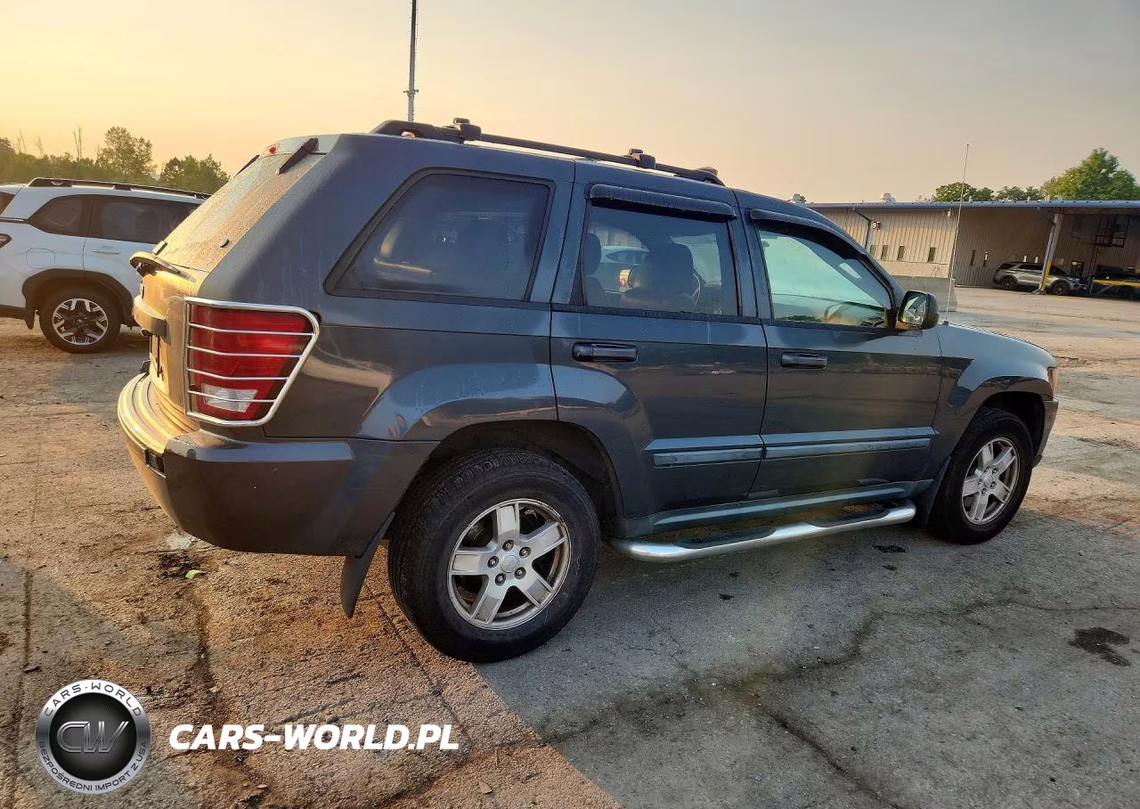 2007 Jeep Grand Cherokee Laredo VIN:1J8GR48K67C651989 - 3