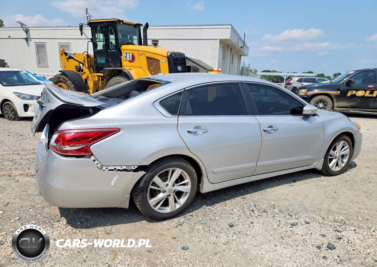 2013 Nissan Altima 2.5 VIN:1N4AL3AP4DC273185 - 3