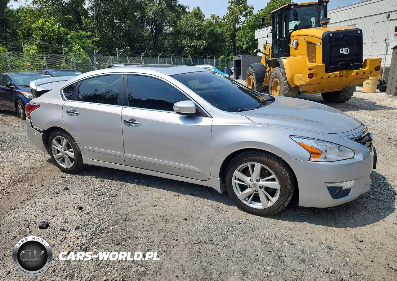 2013 Nissan Altima 2.5 VIN:1N4AL3AP4DC273185 - 4