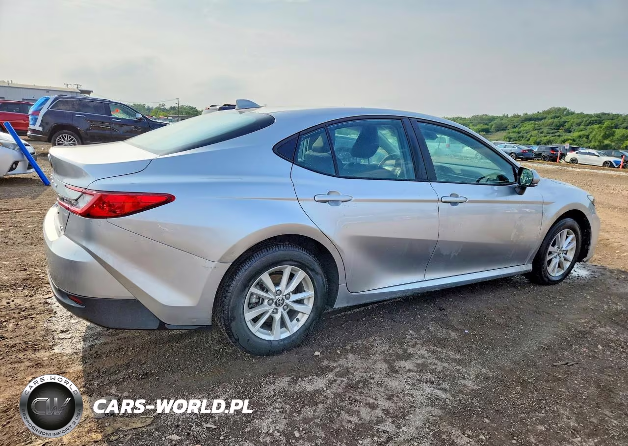 2026 Toyota Camry Le VIN:4T1DBADK0TU551356 - 3