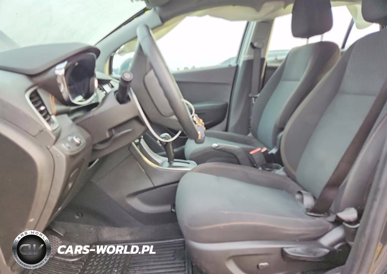 2020 Chevrolet Trax Ls VIN:3GNCJKSB2LL108929 - 7