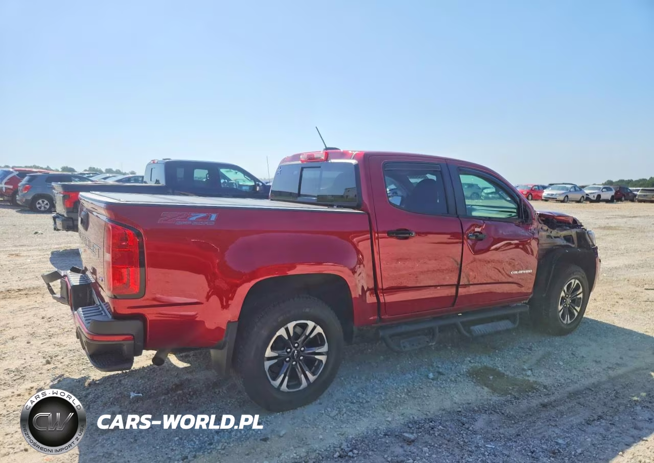 2021 Chevrolet Colorado Z71 VIN:1GCGTDENXM1276042 - 3