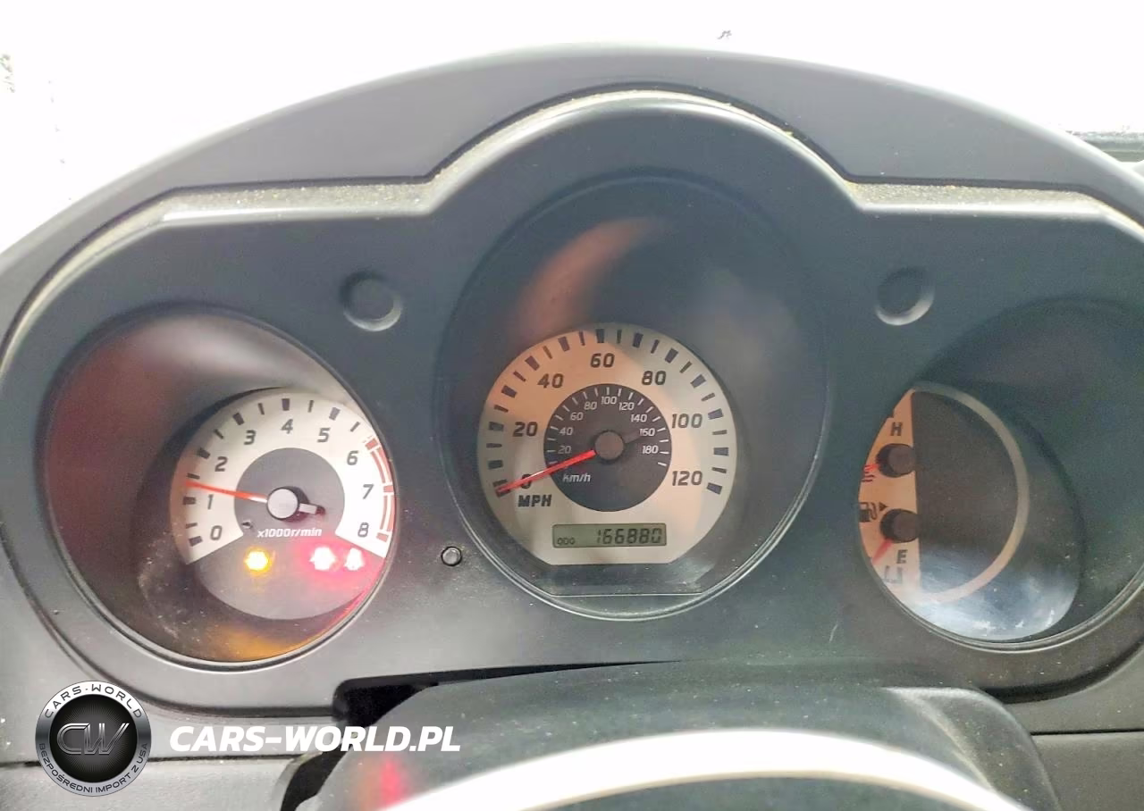 2004 Nissan Xterra Xe VIN:5N1ED28Y04C636207 - 9
