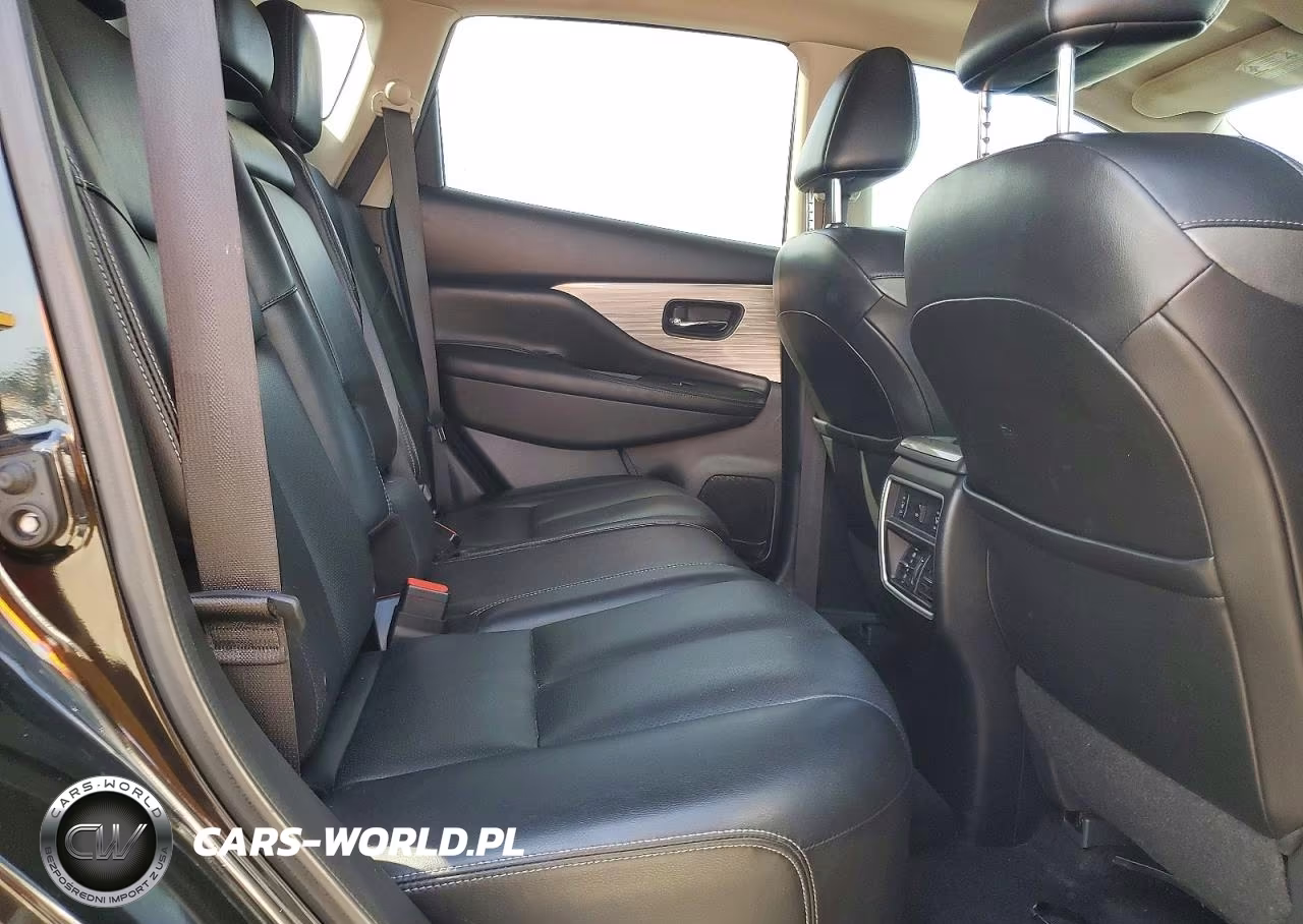 2018 Nissan Murano Platinum VIN:5N1AZ2MGXJN125763 - 11