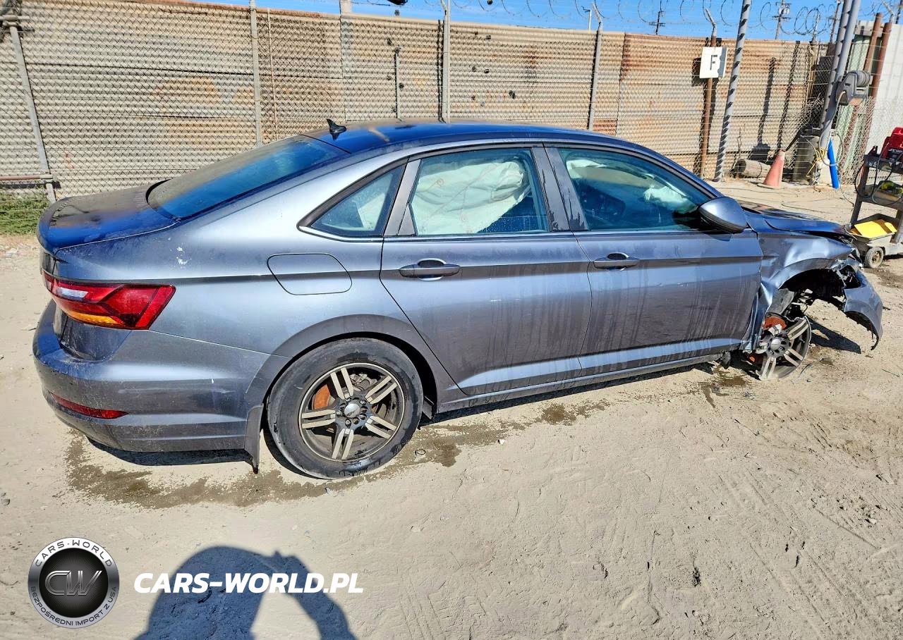 2019 Volkswagen Jetta S VIN:3VWC57BU4KM179907 - 3