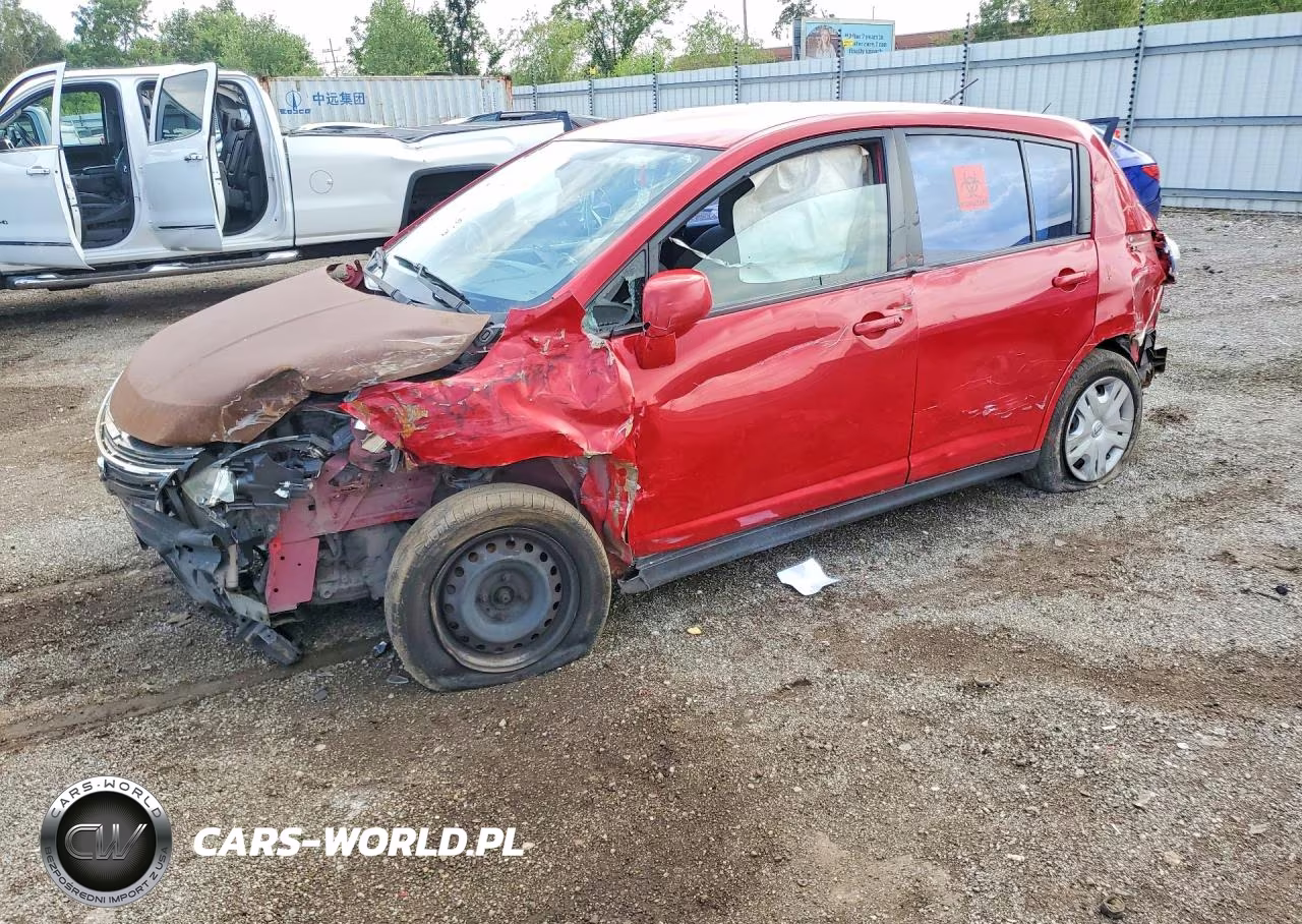 2010 Nissan Versa 1.8 S