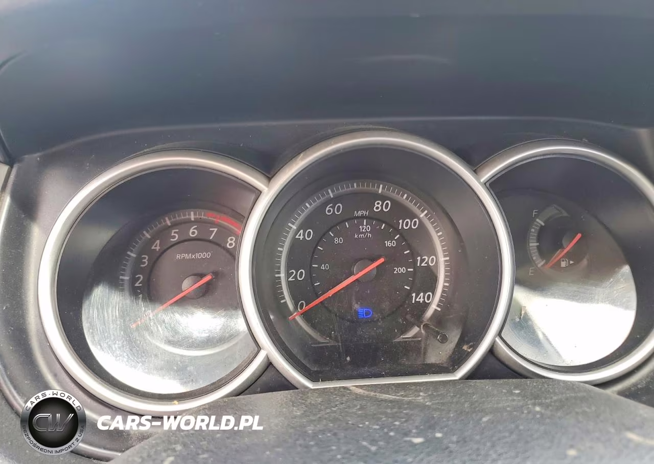 2010 Nissan Versa 1.8 S VIN:3N1BC1CP2AL404536 - 9
