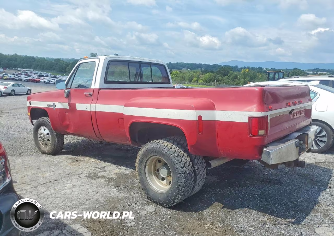 1988 Chevrolet V30 VIN:1GCHV34N5JJ118553 - 2