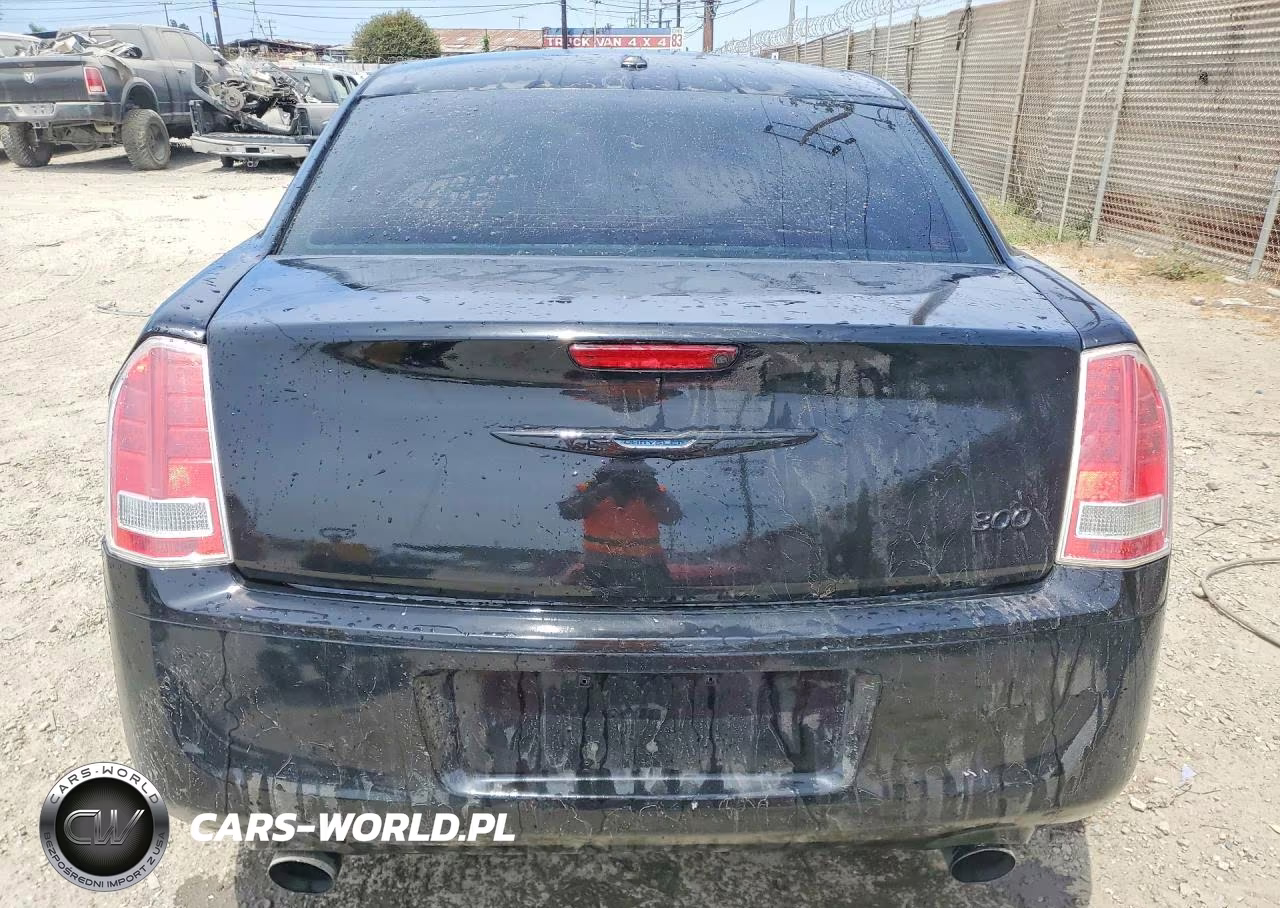 2013 Chrysler 300 VIN:2C3CCAAG2DH613295 - 6