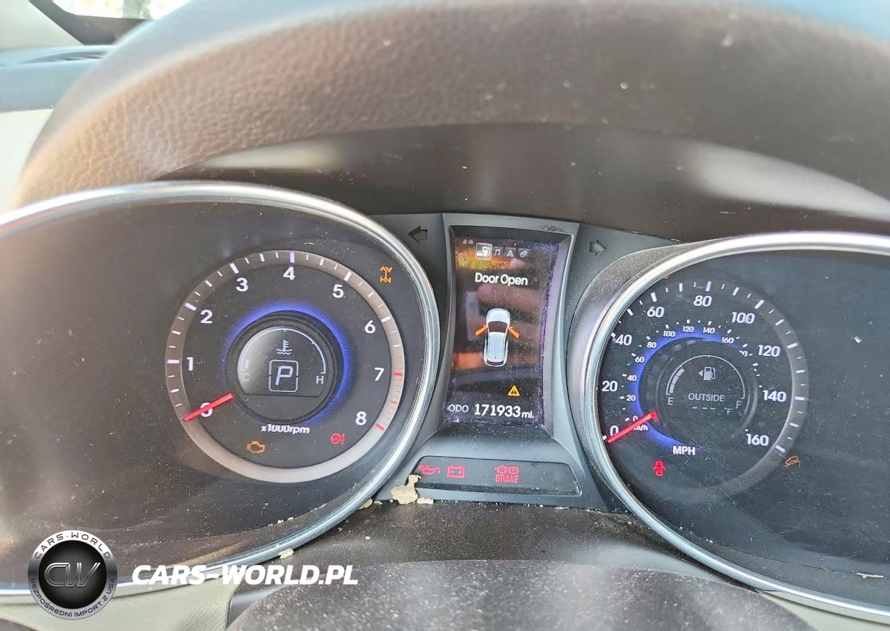 2013 Hyundai Santa Fe Sport 2.0T VIN:5XYZUDLA4DG054683 - 9