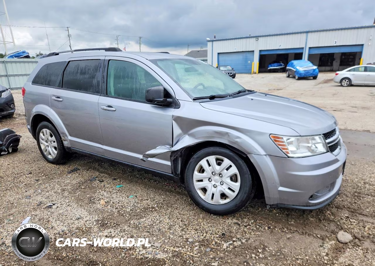 2017 Dodge Journey Se VIN:3C4PDCAB9HT569156 - 4