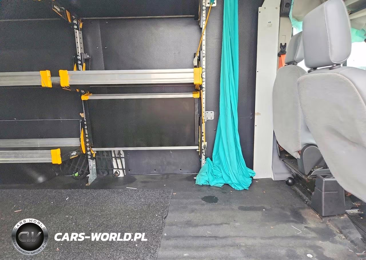 2019 Ford Transit 150 Delivery Van VIN:1FTYE2CM1KKB51385 - 10