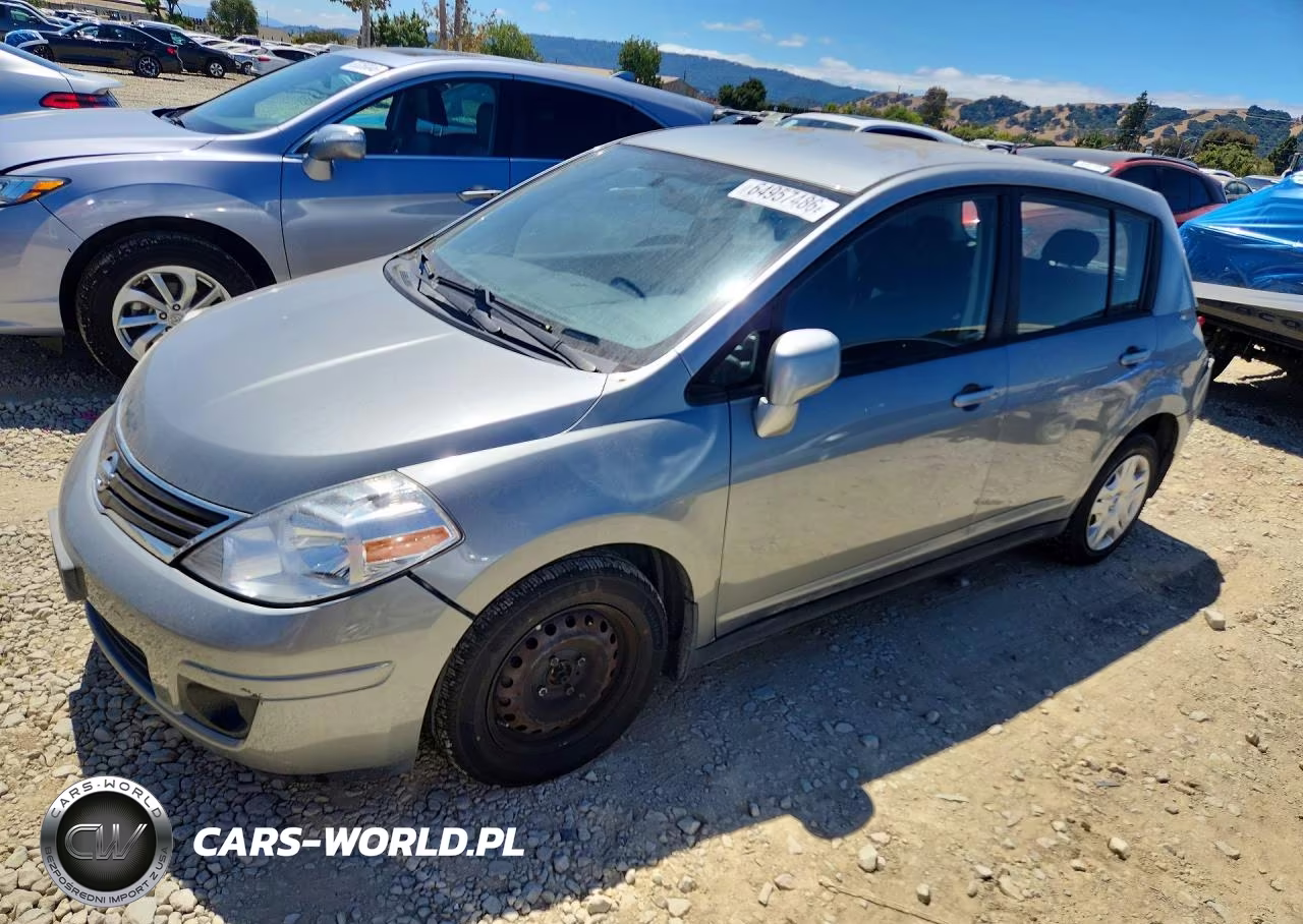 2010 Nissan Versa 1.8 S