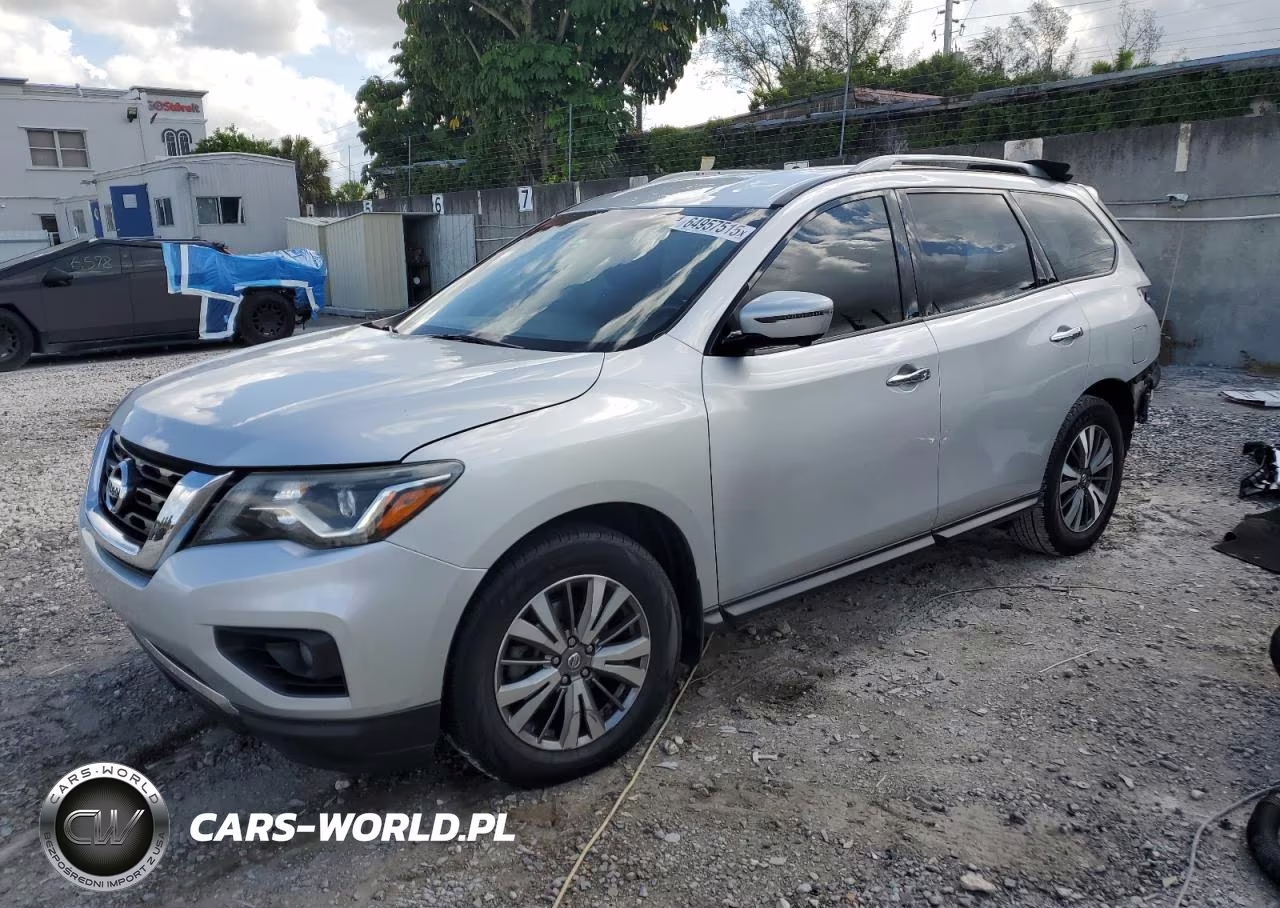2018 Nissan Pathfinder S