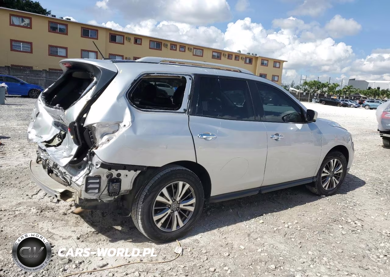 2018 Nissan Pathfinder S VIN:5N1DR2MN0JC653206 - 3