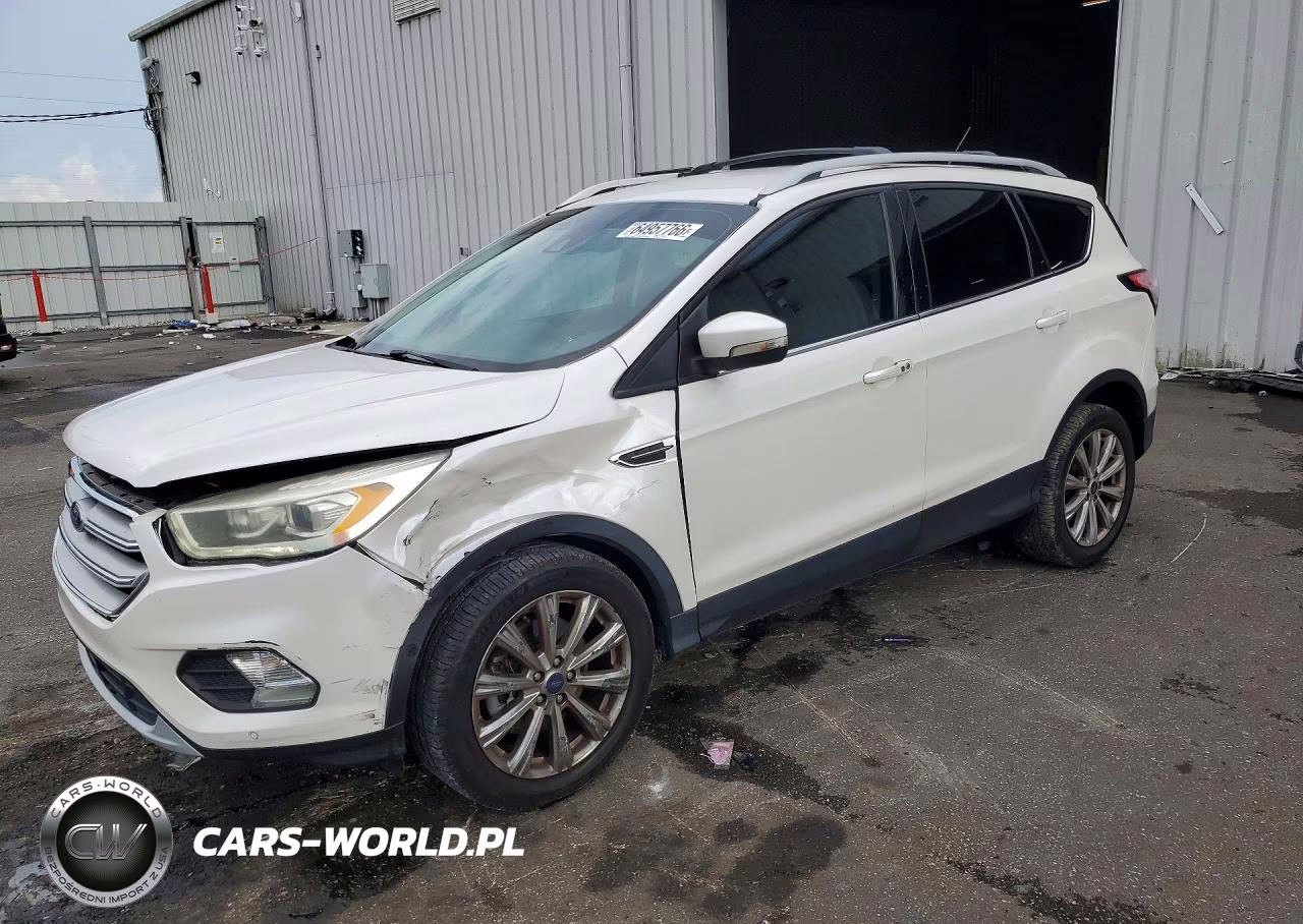 2017 Ford Escape Titanium – zdjęcie 1 z 12