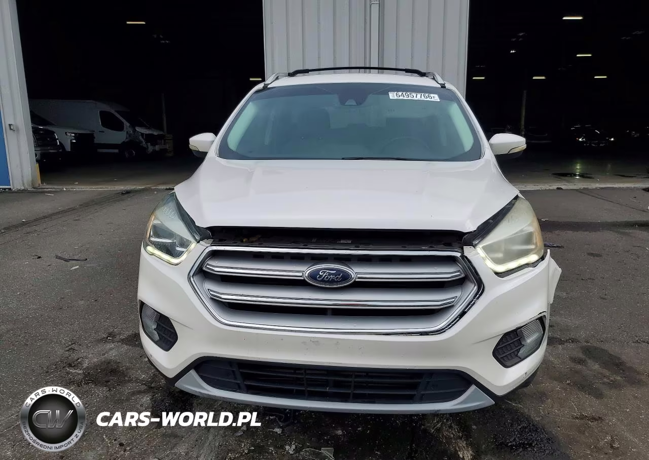 2017 Ford Escape Titanium VIN:1FMCU0J93HUB49291 - 5