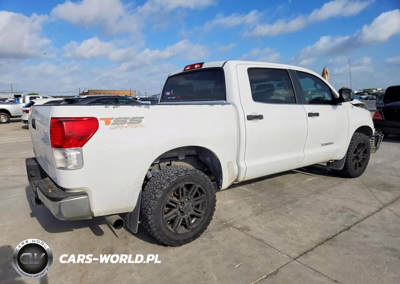 2013 Toyota Tundra Crewmax Sr5 VIN:5TFEM5F11DX059451 - 3