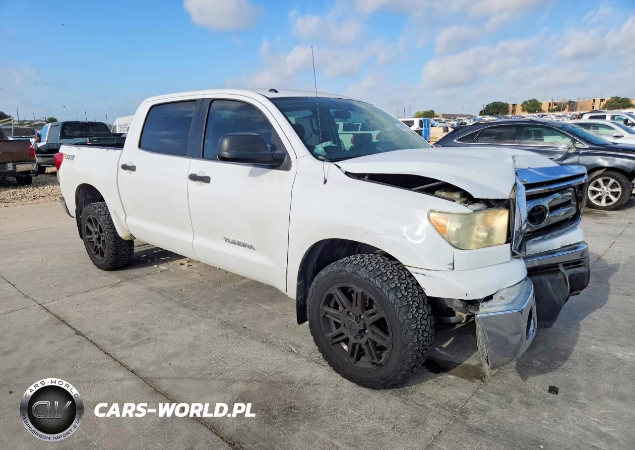 2013 Toyota Tundra Crewmax Sr5 VIN:5TFEM5F11DX059451 - 4