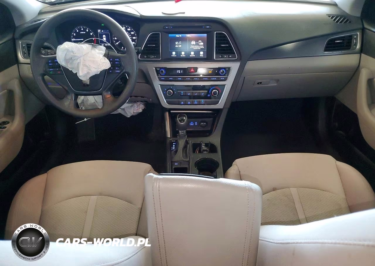 2016 Hyundai Sonata Sport VIN:5NPE34AF8GH309624 - 8