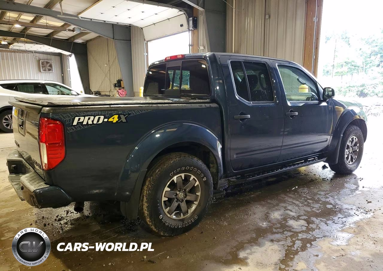 2019 Nissan Frontier Pro-4X VIN:1N6AD0EVXKN879393 - 3