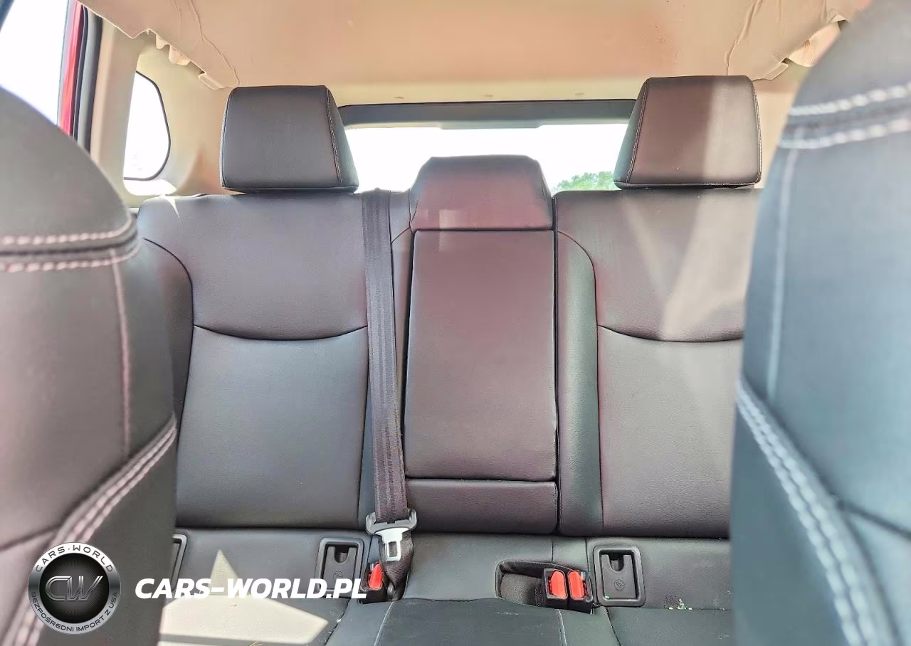 2022 Toyota Corolla Cross Xle VIN:7MUDAABG8NV011255 - 10