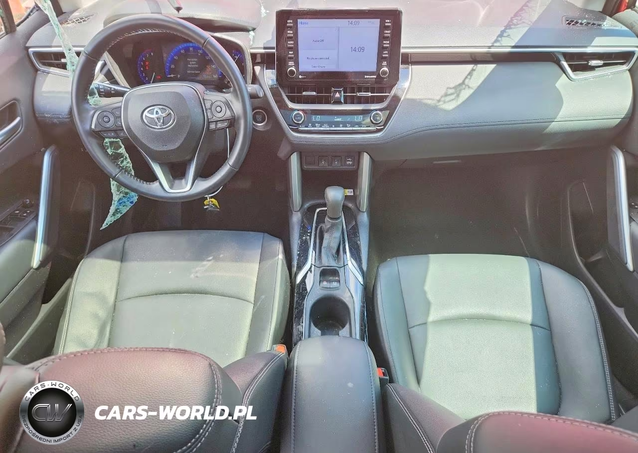 2022 Toyota Corolla Cross Xle VIN:7MUDAABG8NV011255 - 8