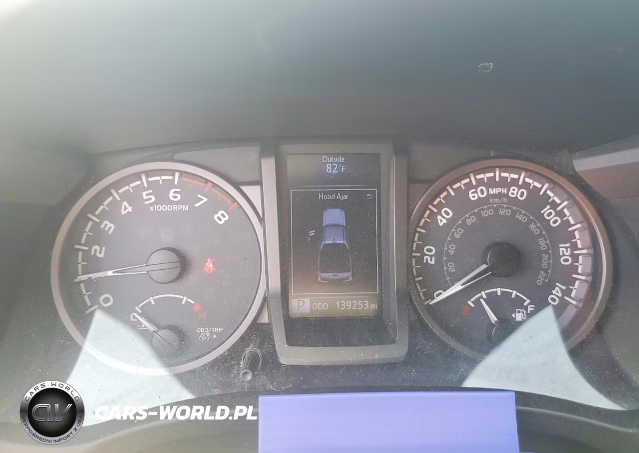 2017 Toyota Tacoma Trd Off-Road VIN:3TMCZ5AN0HM110257 - 9