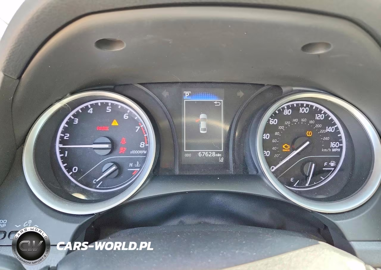 2021 Toyota Camry Le VIN:4T1C11AK1MU418304 - 9
