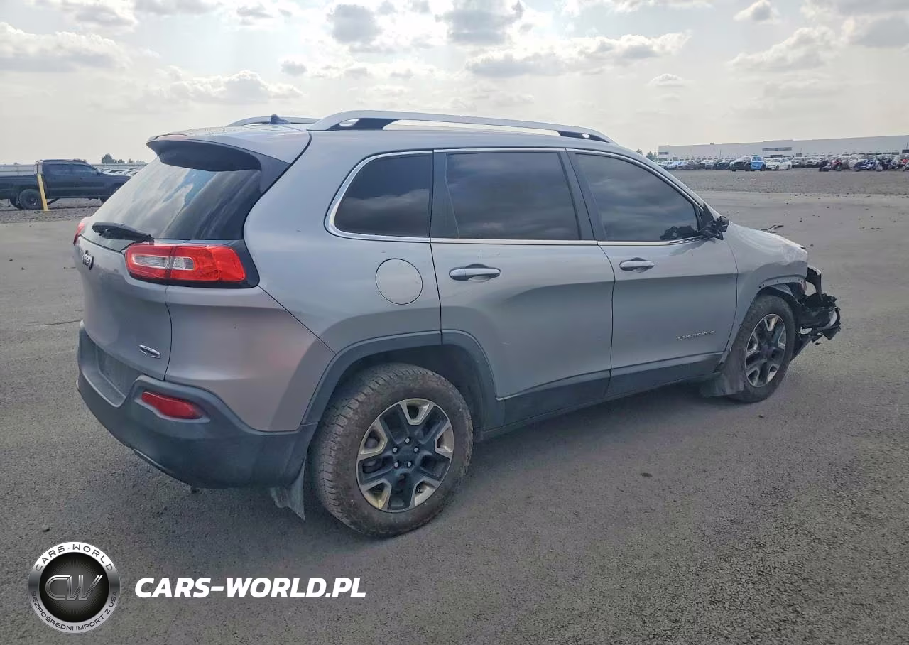 2014 Jeep Cherokee Latitude VIN:1C4PJLCBXEW252854 - 3