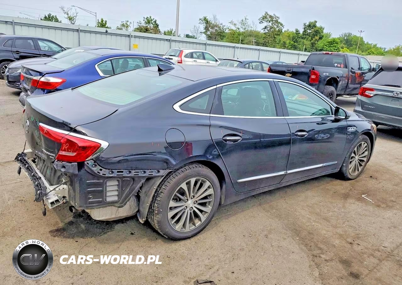 2018 Buick Lacrosse Premium VIN:1G4ZS5SS6JU121649 - 3