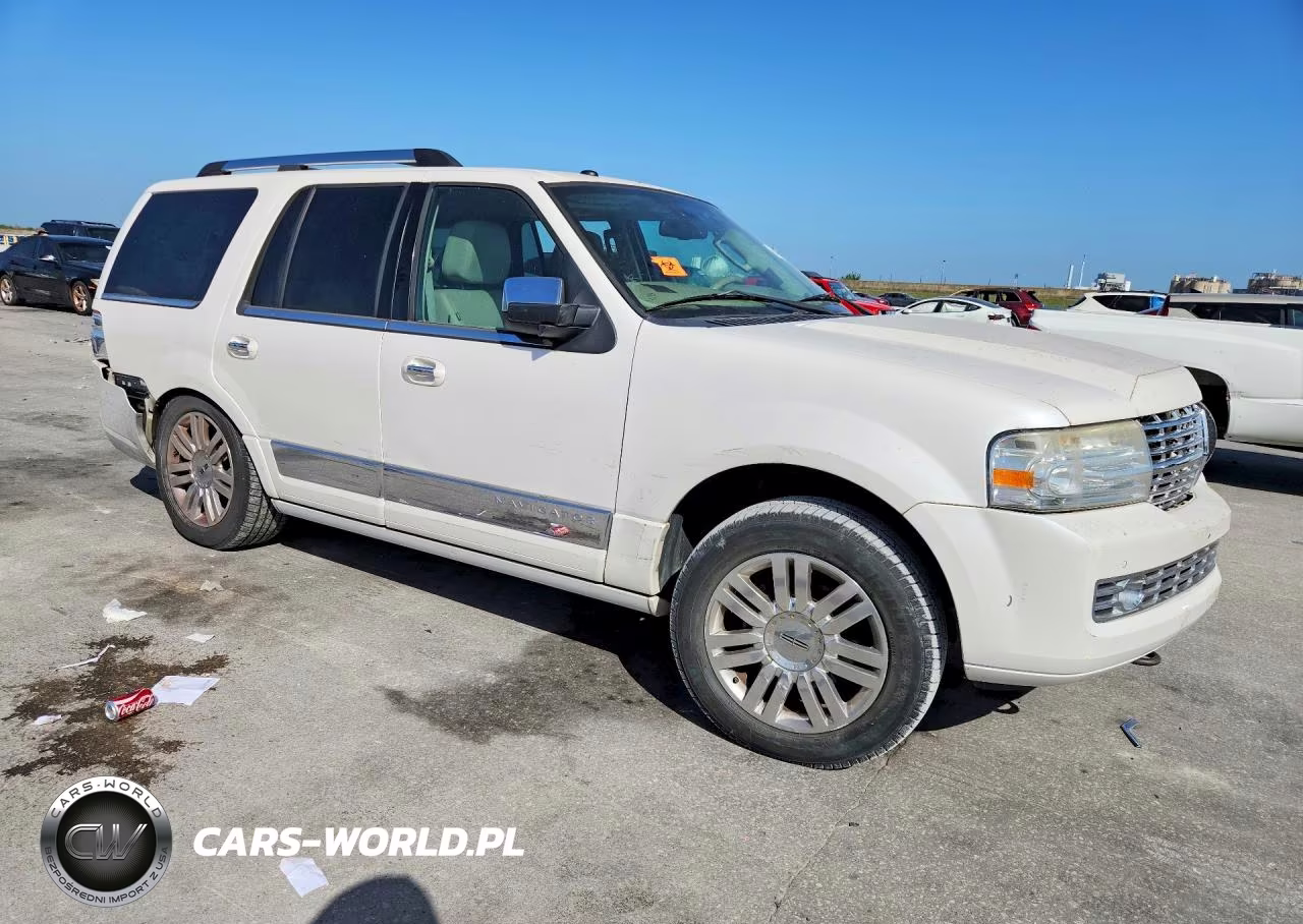 2011 Lincoln Navigator VIN:5LMJJ2H56BEJ07016 - 4