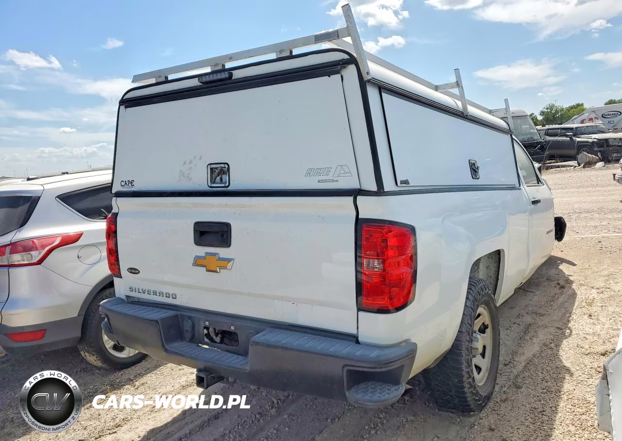 2018 Chevrolet Silverado C1500 VIN:1GCNCNEH7JZ377558 - 3