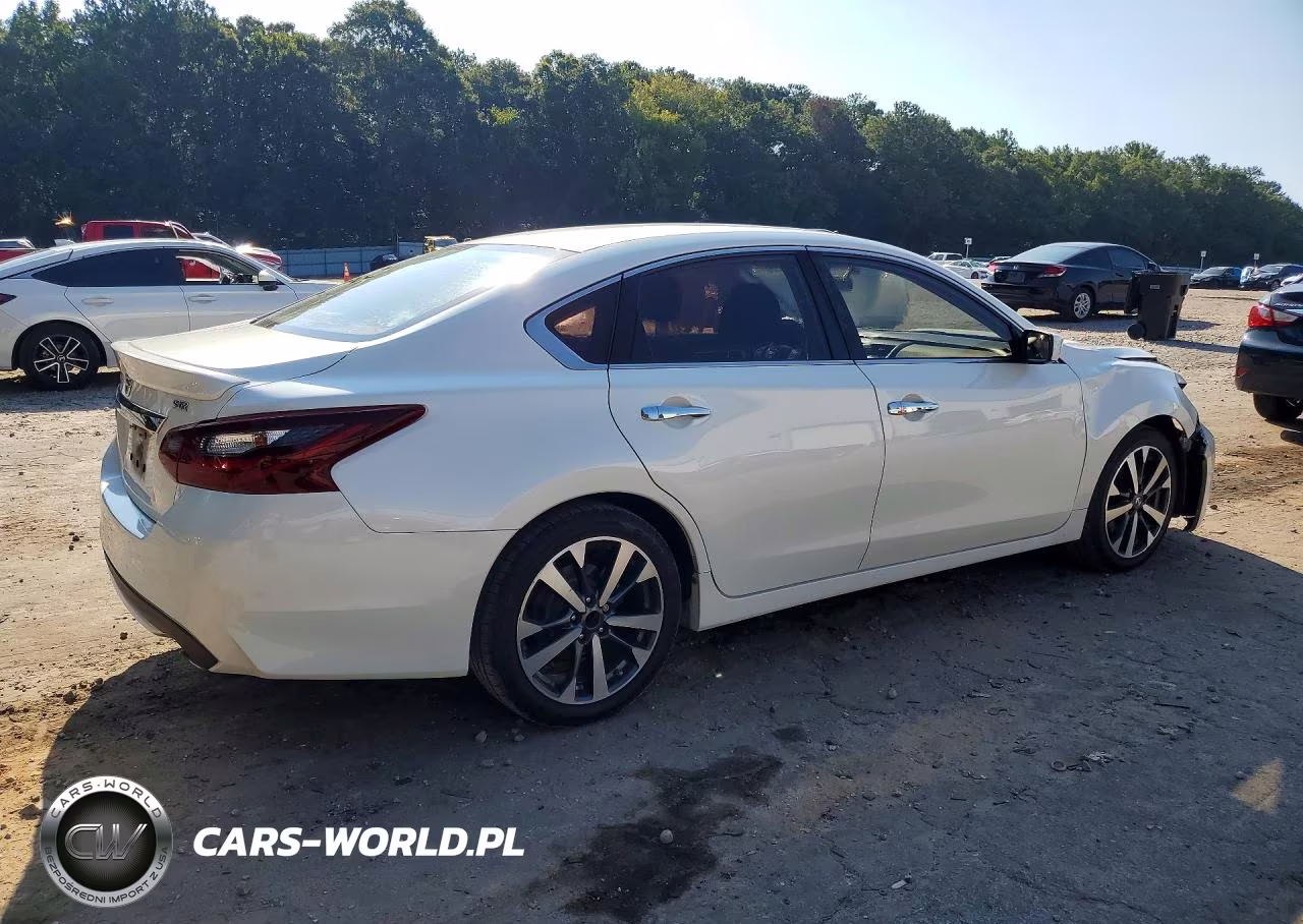 2017 Nissan Altima 2.5 Sr VIN:1N4AL3AP0HC296968 - 3