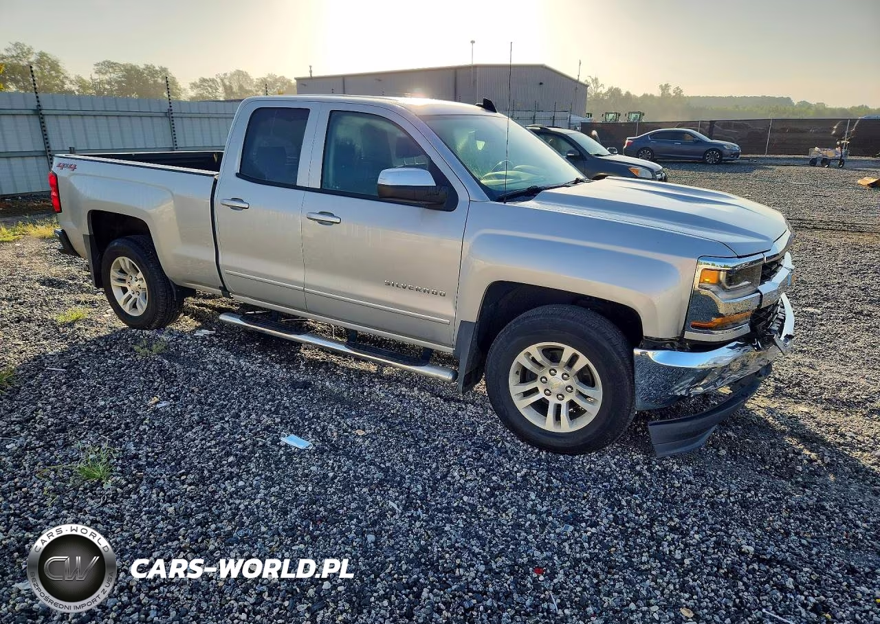 2018 Chevrolet Silverado K1500 Lt VIN:1GCVKREH7JZ317872 - 4