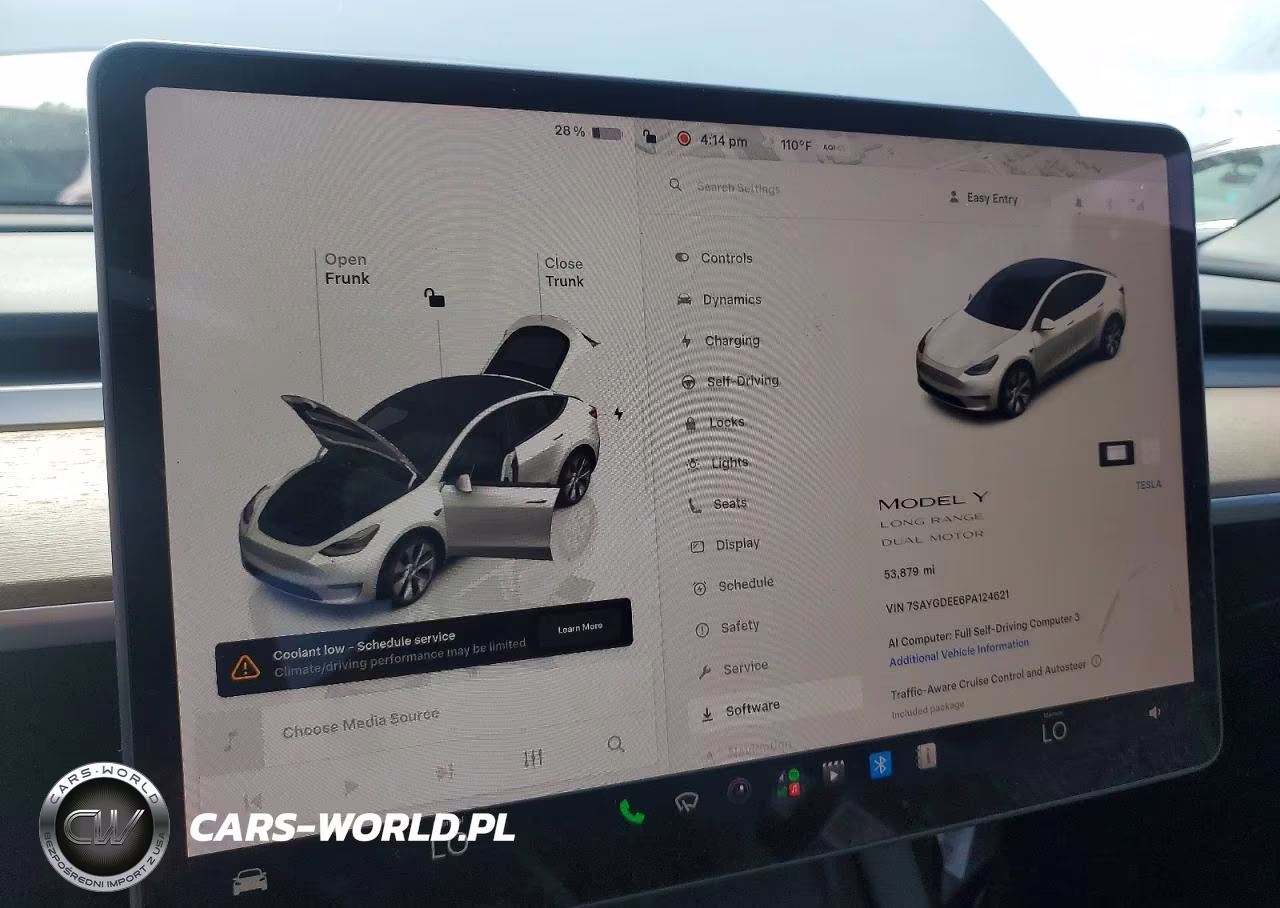 2023 Tesla Model Y VIN:7SAYGDEE6PA124621 - 9