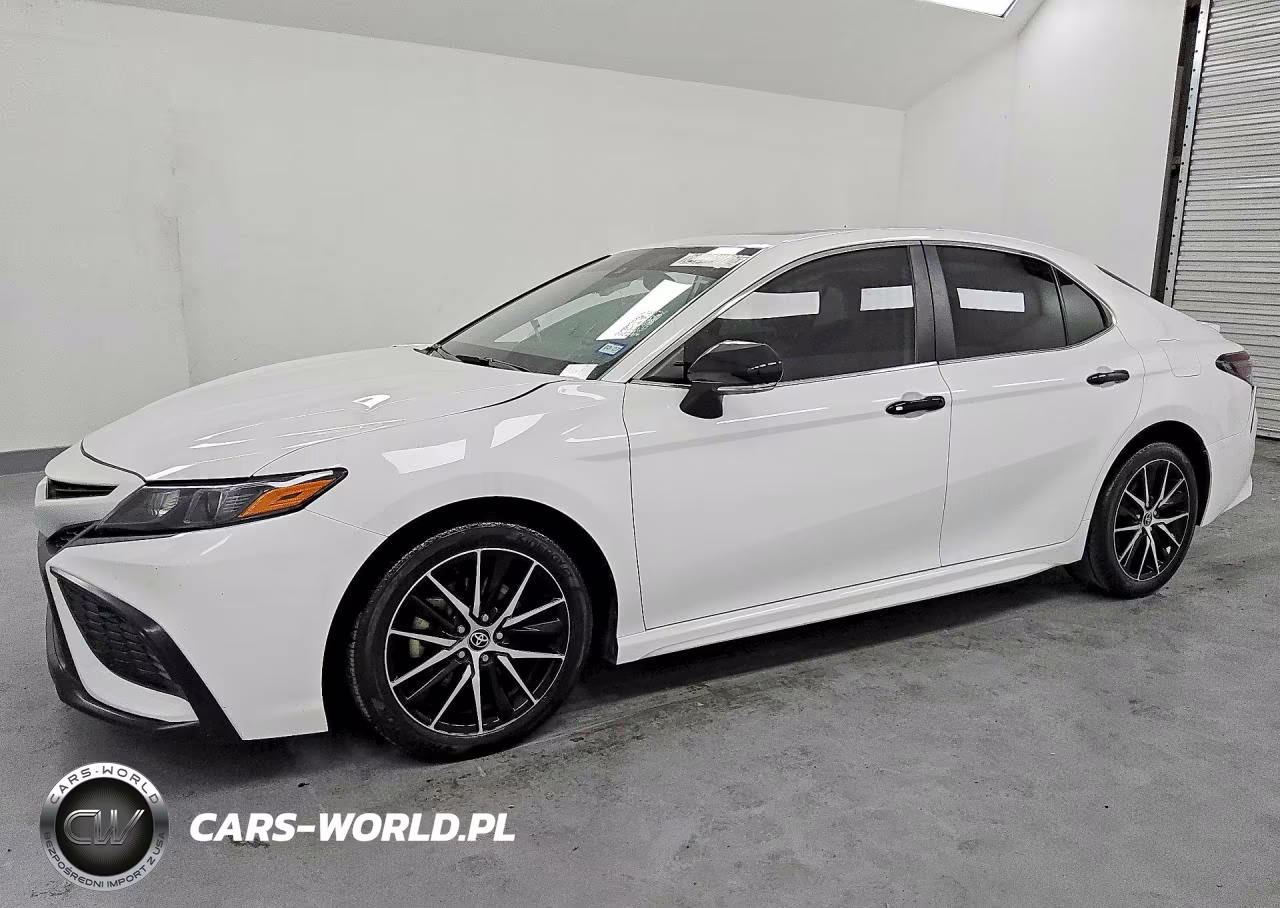 2024 Toyota Camry Se – zdjęcie 1 z 13