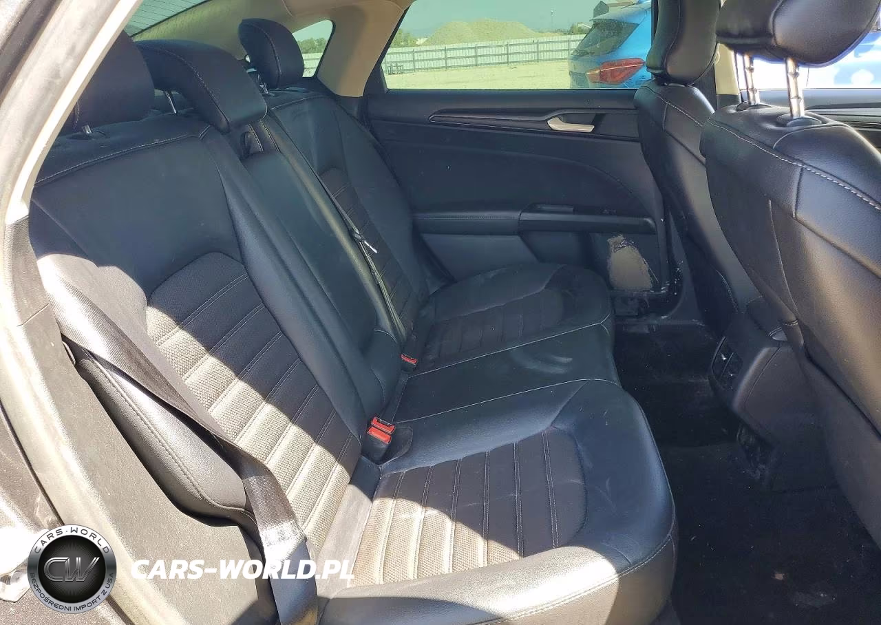 2018 Ford Fusion Se VIN:3FA6P0H90JR161741 - 10
