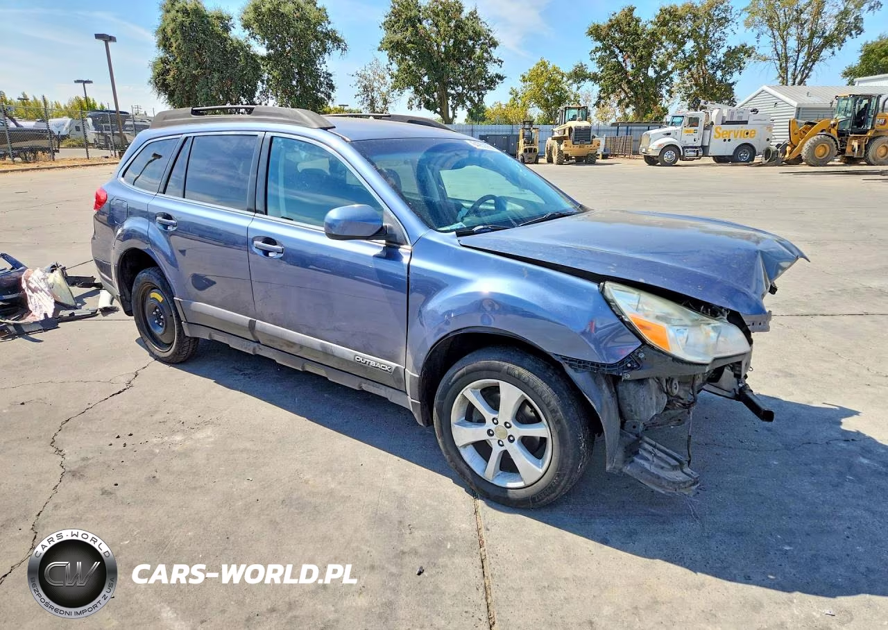 2014 Subaru Outback 2.5I Premium VIN:4S4BRBCC2E3296480 - 4