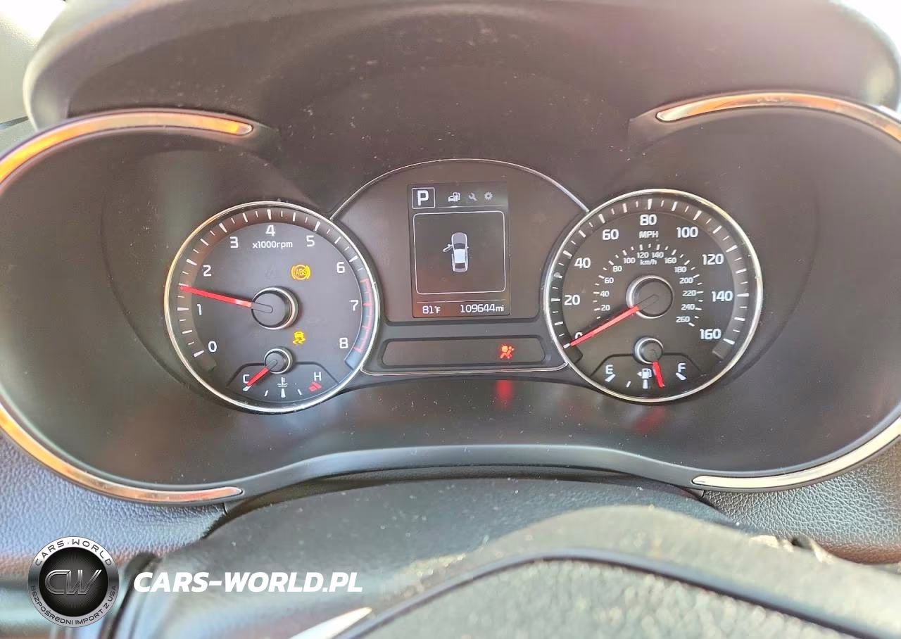 2018 Kia Forte Lx VIN:3KPFK4A78JE284302 - 9