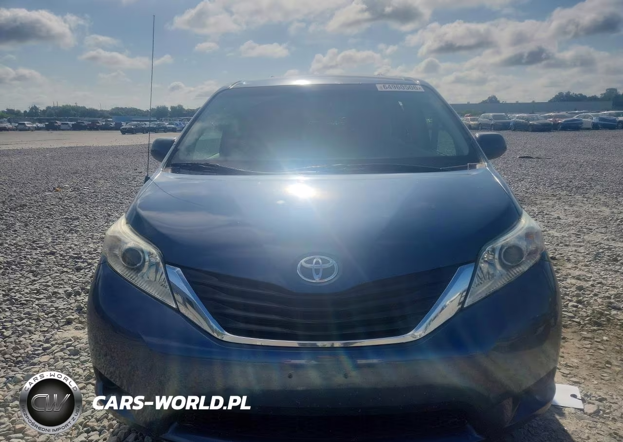 2014 Toyota Sienna Le VIN:5TDKK3DCXES451885 - 5