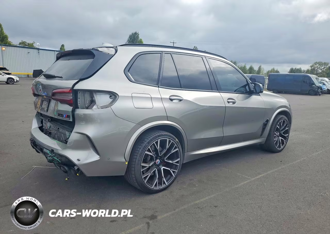 2023 BMW X5 M VIN:5YMJU0C06P9R71800 - 3