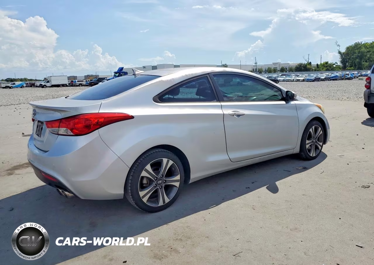 2013 Hyundai Elantra Coupe Se VIN:KMHDH6AE7DU012308 - 3
