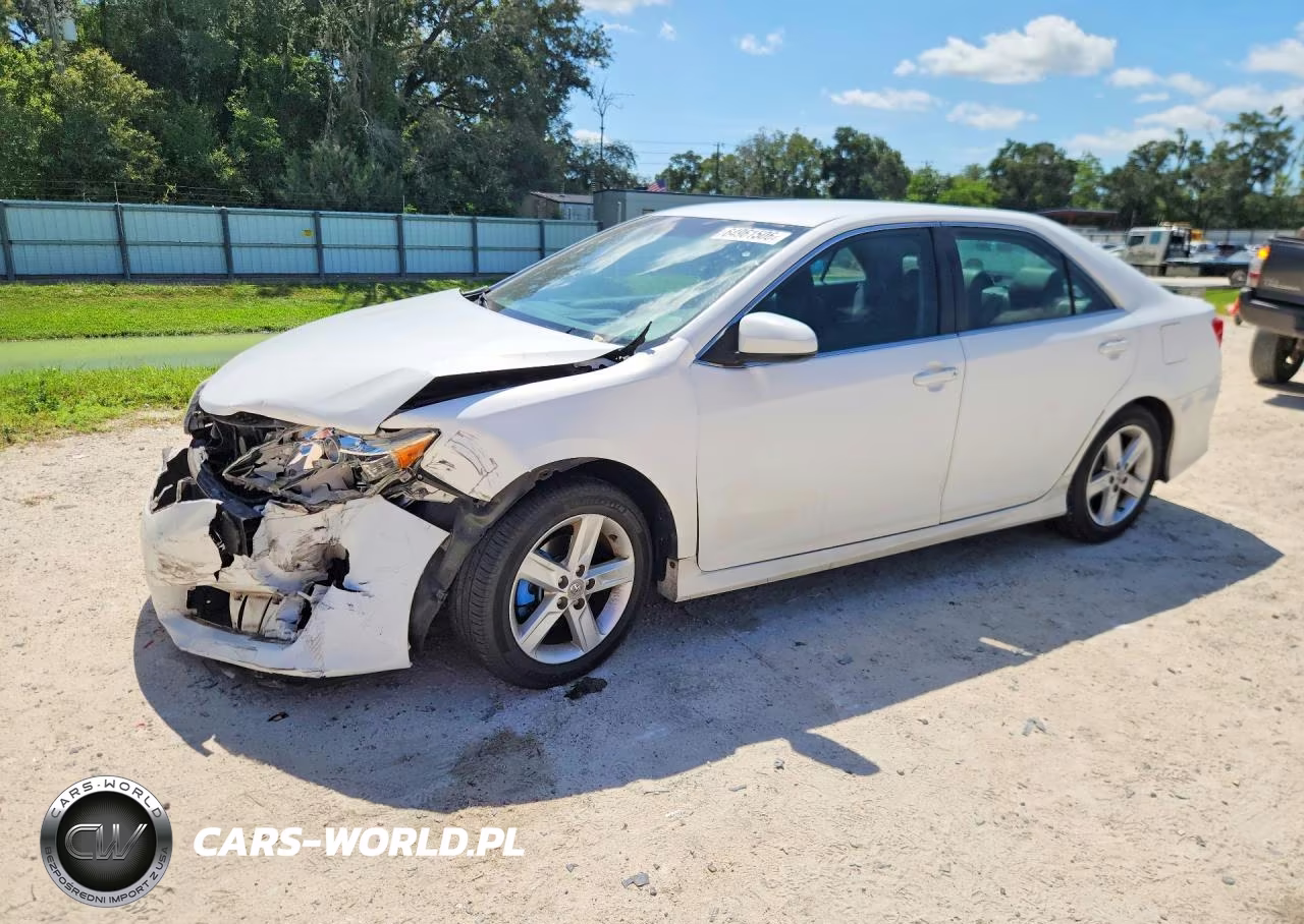 2012 Toyota Camry Se – zdjęcie 1 z 12
